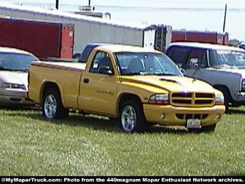 Dodge Dakota R/T pickup