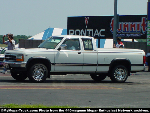 Dodge Dakota pickup