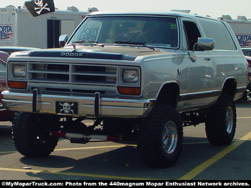 Dodge Ram Charger 4x4