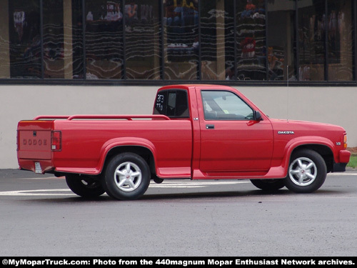 Dodge Dakota pickup