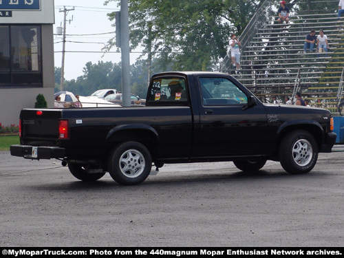 Dodge Dakota pickup