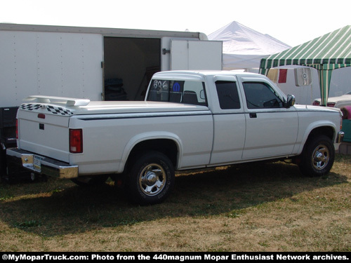 Dodge Dakota pickup