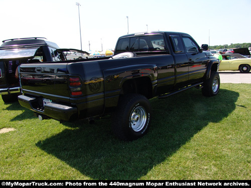 Custom Dodge Ram 4x4 Truck