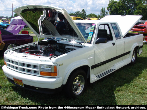 Hemi Powered Dodge Dakota pickup