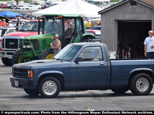 Dodge Dakota pickup