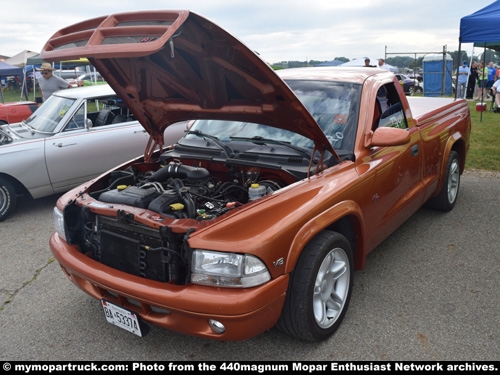 Dodge Dakota R/T Truck