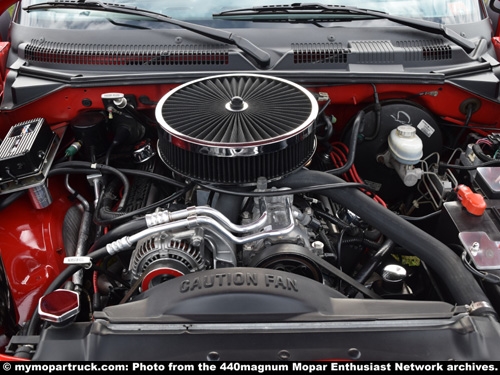 Dodge Dakota R/T Engine